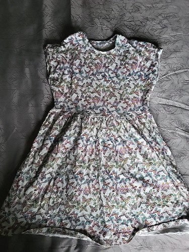 Short sleeved girls dress - short,
